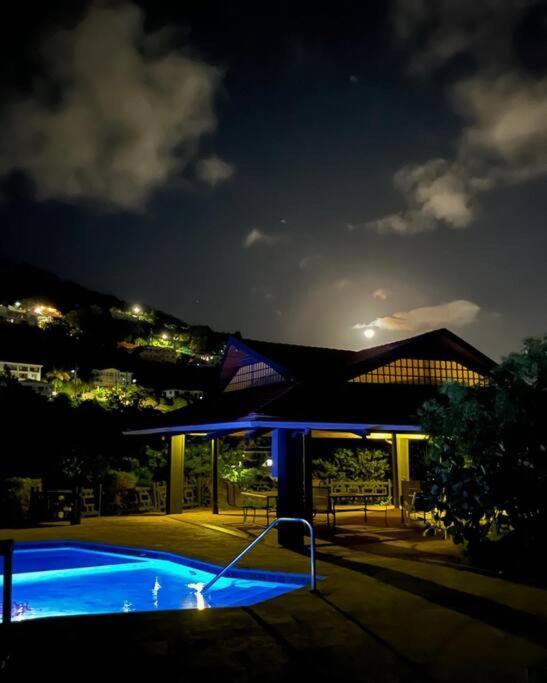 Apartamento Mid-Century: Caribbean Style Contant  Exterior foto